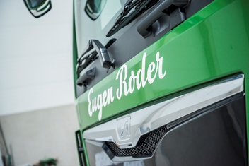 Roder Jobs Banner Berufskraftfahrer